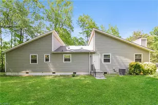 3012 Manchester Dr, Jamestown, NC 27282 - Photo 15