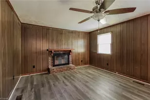 3012 Manchester Dr, Jamestown, NC 27282 - Photo 3