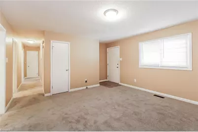 3012 Manchester Drive, Jamestown, NC 27282 - Photo 7