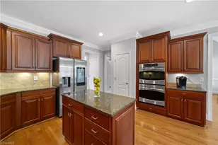 7801 Charles Pl Dr, Kernersville, NC 27284 - Photo 15