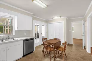 132 Circle Loop, Eden, NC 27288 - Photo 11