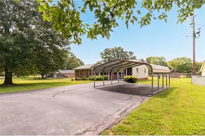 132 Circle Loop, Eden, NC 27288 - Photo 3