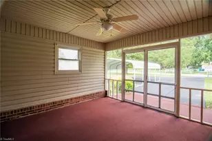 132 Circle Loop, Eden, NC 27288 - Photo 5