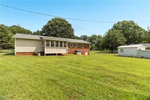 132 Circle Loop, Eden, NC 27288 - Photo 29