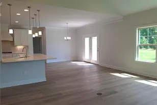 1077 Tulloch Ct, Burlington, NC 27215 - Photo 11