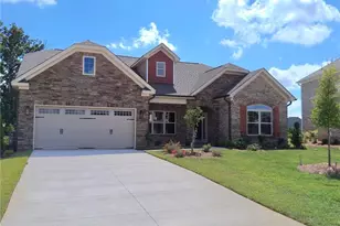 1077 Tulloch Ct, Burlington, NC 27215 - Photo 1