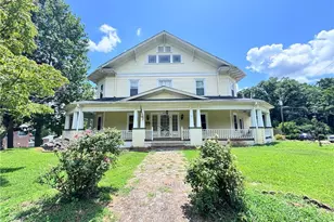 639 Elk Spur St, Elkin, NC 28621 - Photo 27