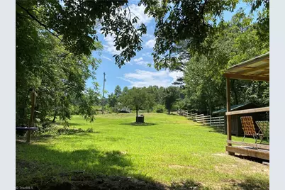 3258 Red White and Blue Road, North Wilkesboro, NC 28669 - Photo 5