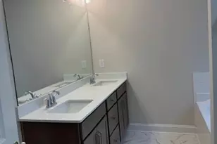 3719 Contimental Sq, Kernersville, NC 27284 - Photo 9