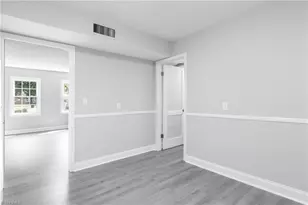 30 Forsyth St, Thomasville, NC 27360 - Photo 9