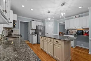 4608 Eden Bridge Dr, Kernersville, NC 27284 - Photo 7