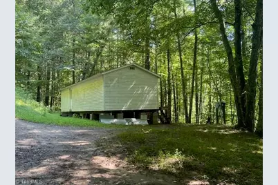 3186 Silas Creek Road, Lansing, NC 28643 - Photo 37