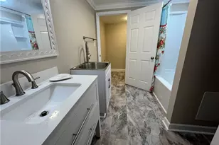 3407 Scarsborough Dr, Winston-Salem, NC 27104 - Photo 11