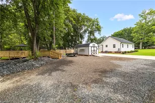 816 Barnes St, Reidsville, NC 27320 - Photo 27