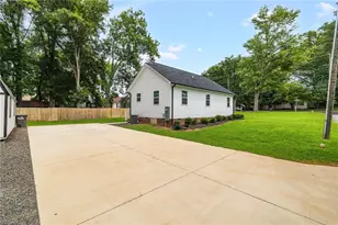 816 Barnes St, Reidsville, NC 27320 - Photo 25