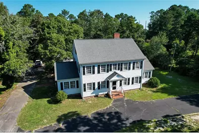 132 W Moore Street, Candor, NC 27229 - Photo 9