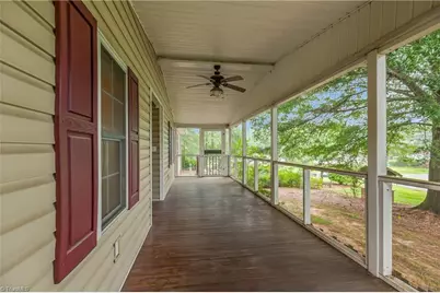 100 Ridgecrest Drive, King, NC 27021 - Photo 5