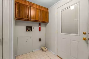 100 Ridgecrest Dr, King, NC 27021 - Photo 19