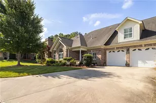 1441 Cawdor Ln, Kernersville, NC 27284 - Photo 3