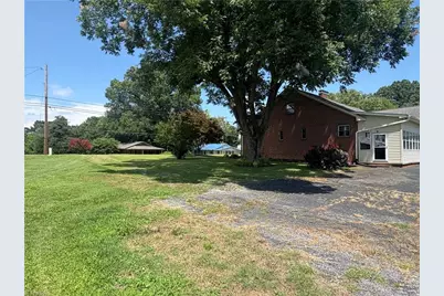 315 W Main Street, Boonville, NC 27011 - Photo 7