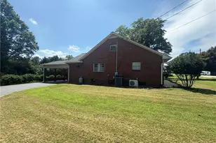 315 W Main St, Boonville, NC 27011 - Photo 9