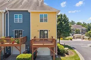 2001 Summerhouse Rd, Cary, NC 27519 - Photo 13