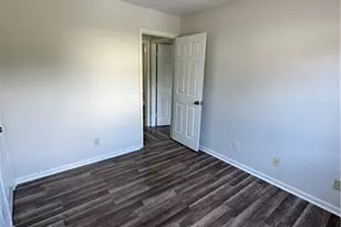 511 Mystic Dr, Greensboro, NC 27406 - Photo 9