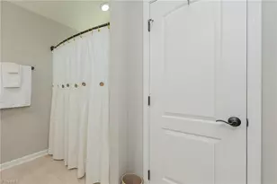 4488 Redfern Pl, Winston-Salem, NC 27107 - Photo 33