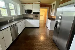 1513 Pittman St, Mount Airy, NC 27030 - Photo 5