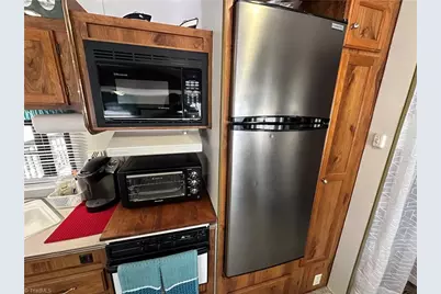 104 Robin Lane, New London, NC 28127 - Photo 11