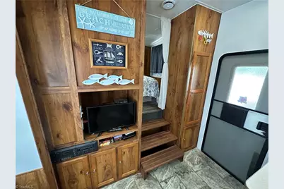 104 Robin Lane, New London, NC 28127 - Photo 9