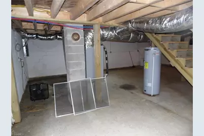 569 N Sparta Parkway, Sparta, NC 28675 - Photo 31