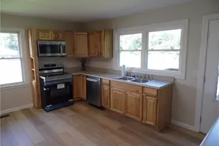 569 N Sparta Pkwy, Sparta, NC 28675 - Photo 5