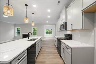 160 Red Maple Wy, King, NC 27021 - Photo 11