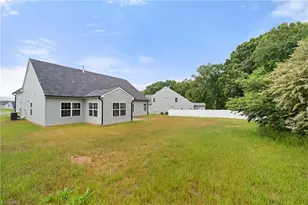 160 Red Maple Wy, King, NC 27021 - Photo 33