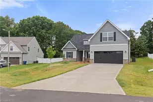 160 Red Maple Wy, King, NC 27021 - Photo 3