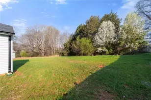 160 Red Maple Wy, King, NC 27021 - Photo 35