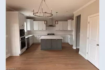 325 Grandworth Way, King, NC 27021 - Photo 9