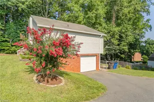 2201 Blue Stone Ln, Winston-Salem, NC 27107 - Photo 3