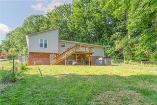 2201 Blue Stone Ln, Winston-Salem, NC 27107 - Photo 27