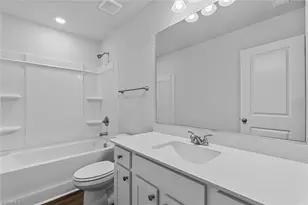 159 Candytuft Ct, Lexington, NC 27295 - Photo 9