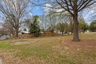 116 Ridgeway Rd, Thomasville, NC 27360 - Photo 7