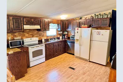 129 Seabrook Road, Mount Airy, NC 27030 - Photo 9