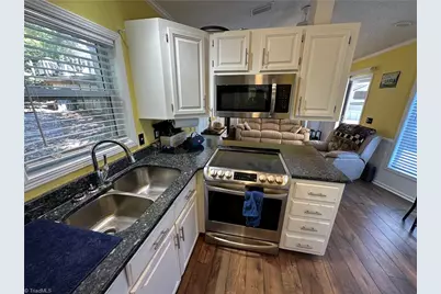 112 N Cardinal Drive, New London, NC 28127 - Photo 13