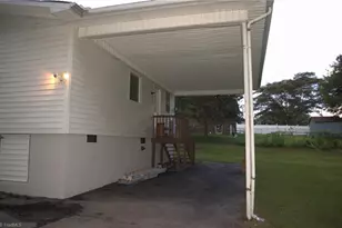 305 Rosemary Dr, Archdale, NC 27263 - Photo 3