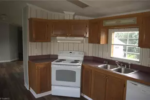 6265 Lowerywood Cir, Trinity, NC 27370 - Photo 15