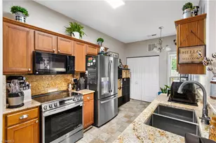 5858 Fox Ridge Ln, Winston-Salem, NC 27104 - Photo 11