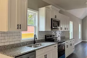 1718 Thurmond St, Winston-Salem, NC 27105 - Photo 7