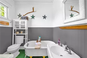 319 Maple Ave, Reidsville, NC 27320 - Photo 29