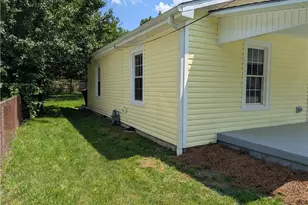 312 Somers Ave, Burlington, NC 27215 - Photo 9